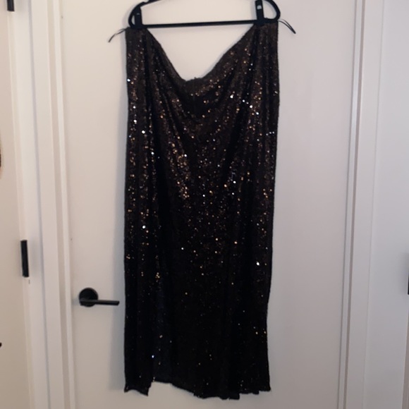 Outrageous Fortune Plus Black Sequin Maxi Skirt With Front  Slit Gown Skirt - Picture 6 of 9
